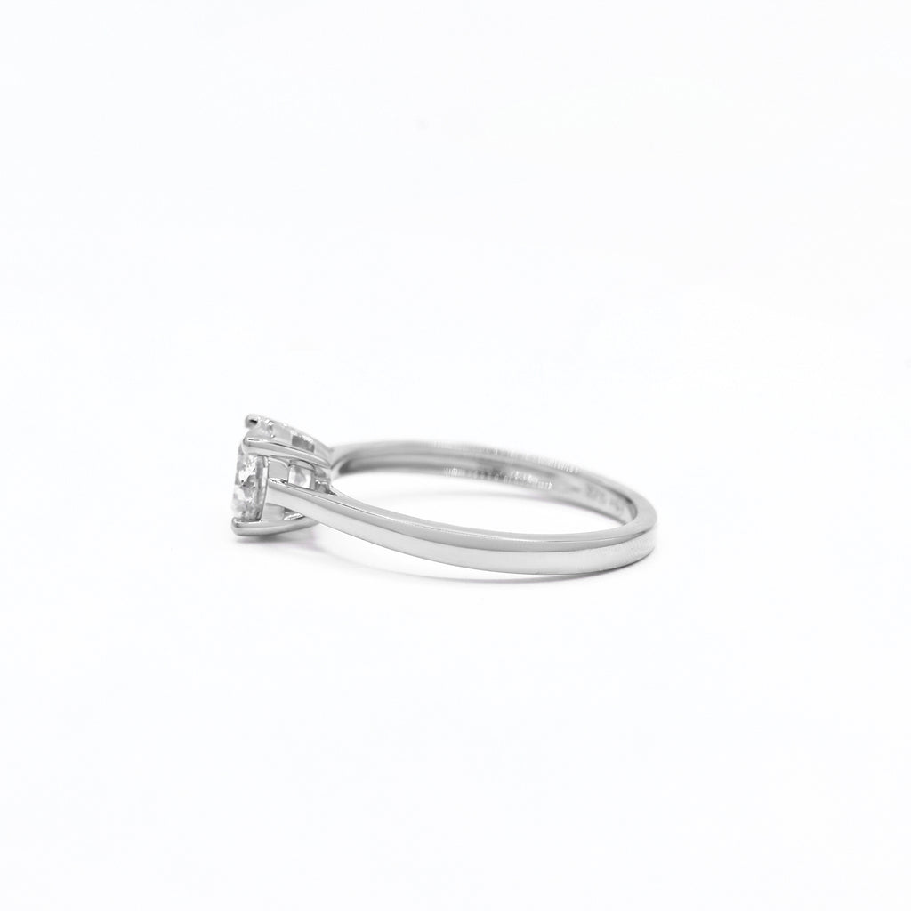 “Delicate” Solitaire Ring D0.50/1