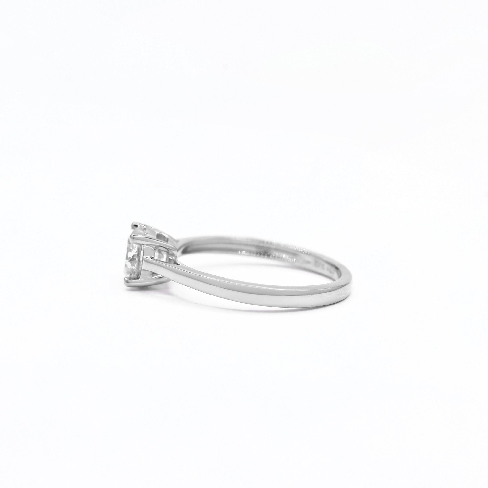 “Delicate” Solitaire Ring D0.50/1