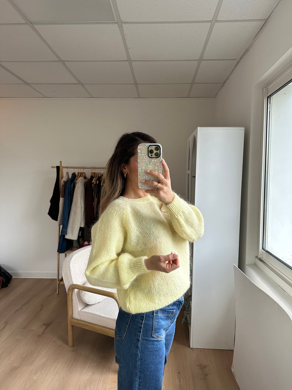 Pull Anna Jaune