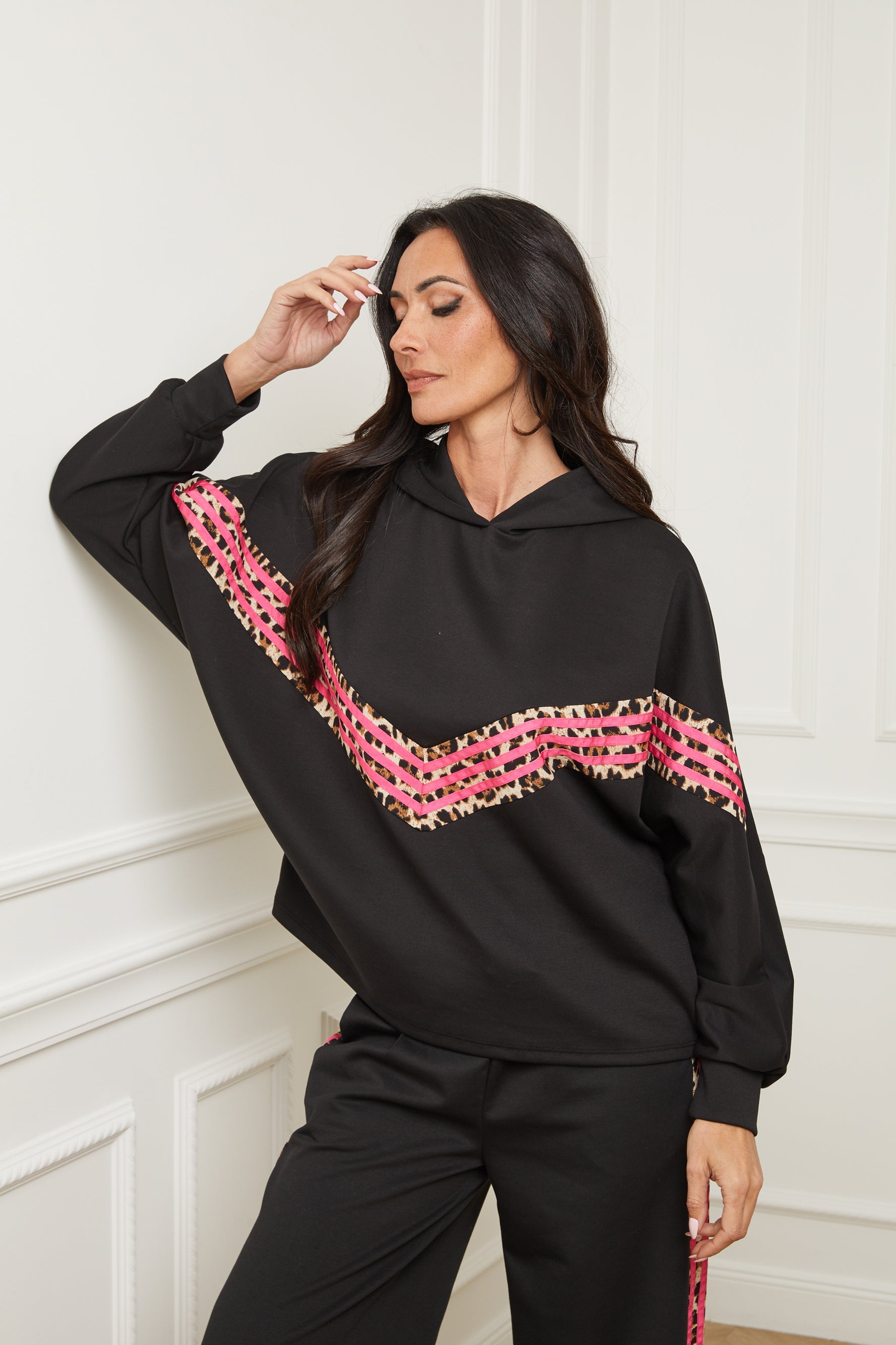 Naya Sweatshirt - Black