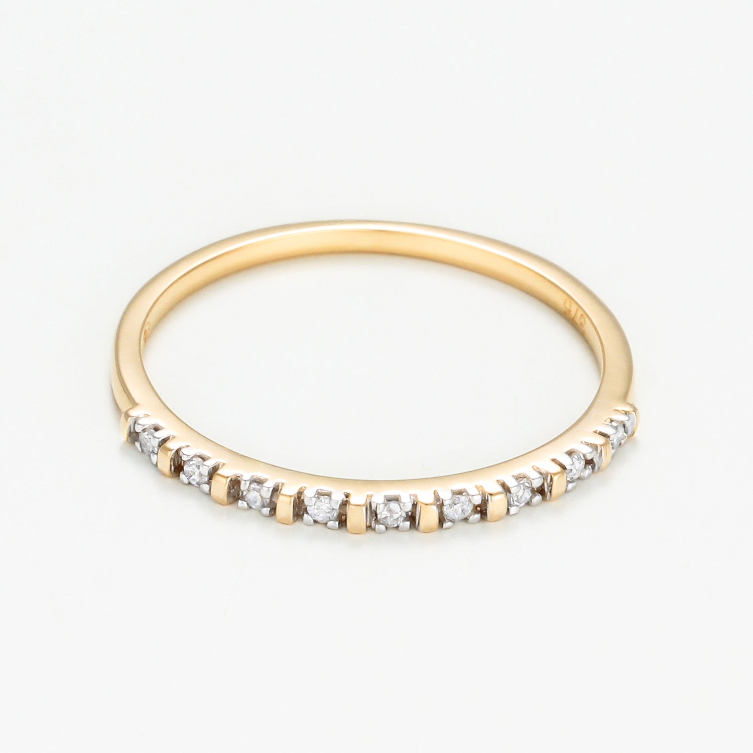 Anillo "Anatolia" D0.045/9 - Oro amarillo 375/1000