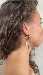 Oval Pearl Earrings