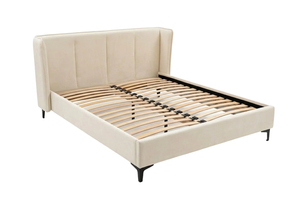 Nina - Cama