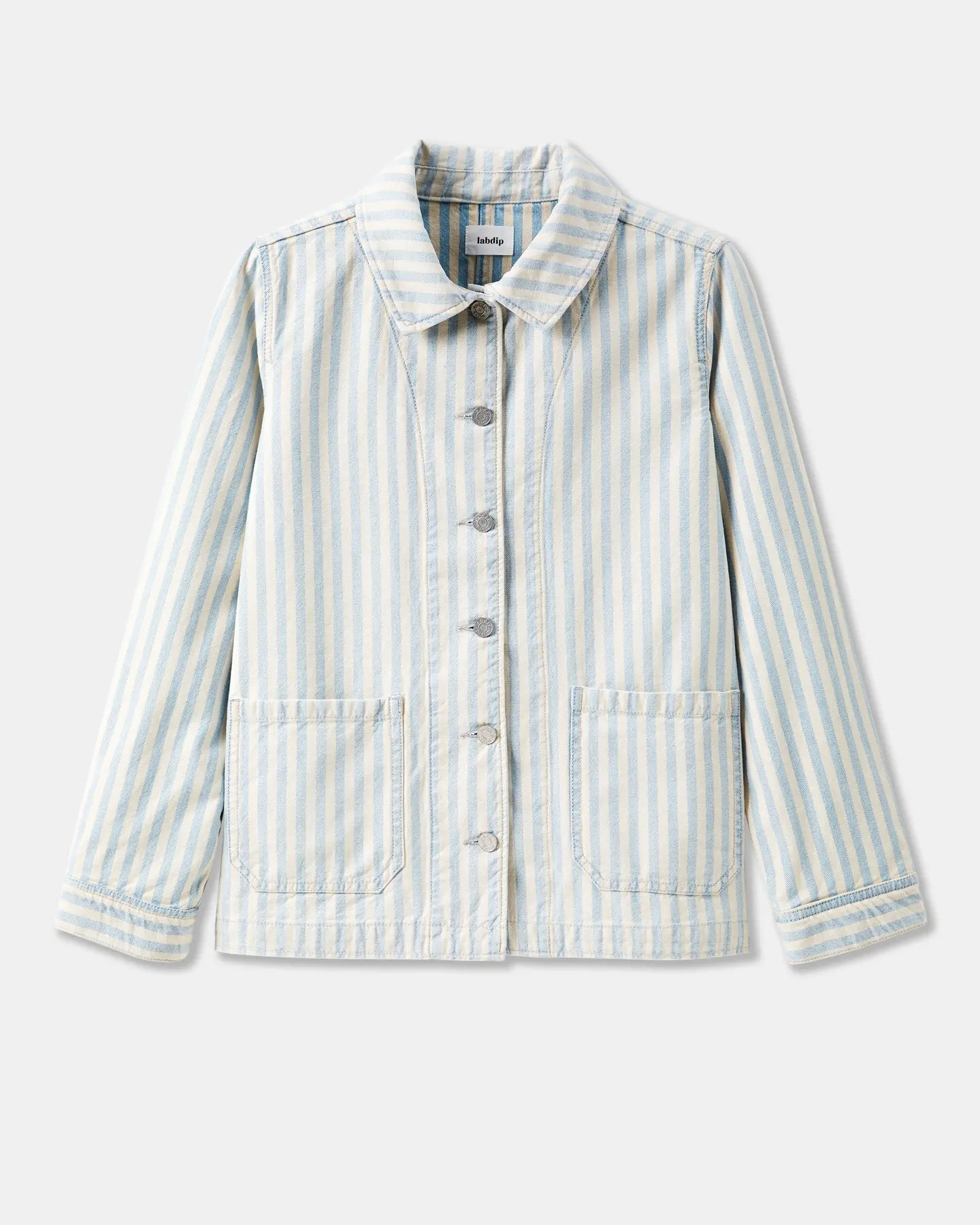Veste en coton léger à rayures bleues et blanches, coupe droite décontractée avec poches plaquées et boutons métalliques, idéale pour un style casual féminin.
