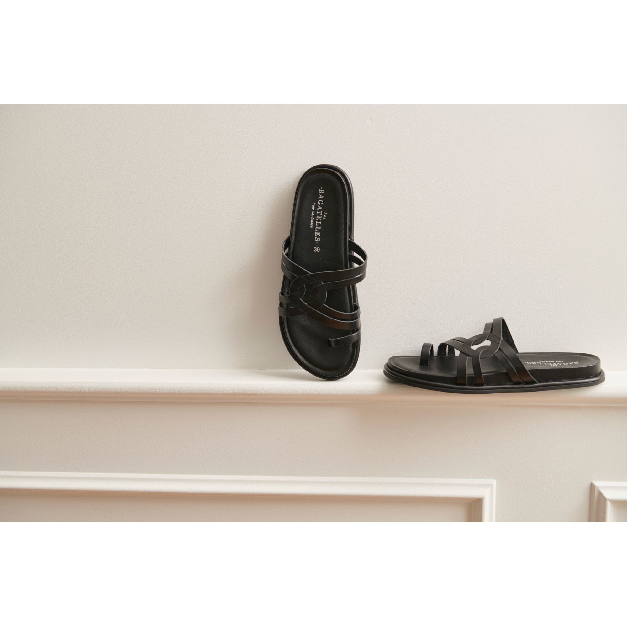 Crema Comfort Sandals - Black