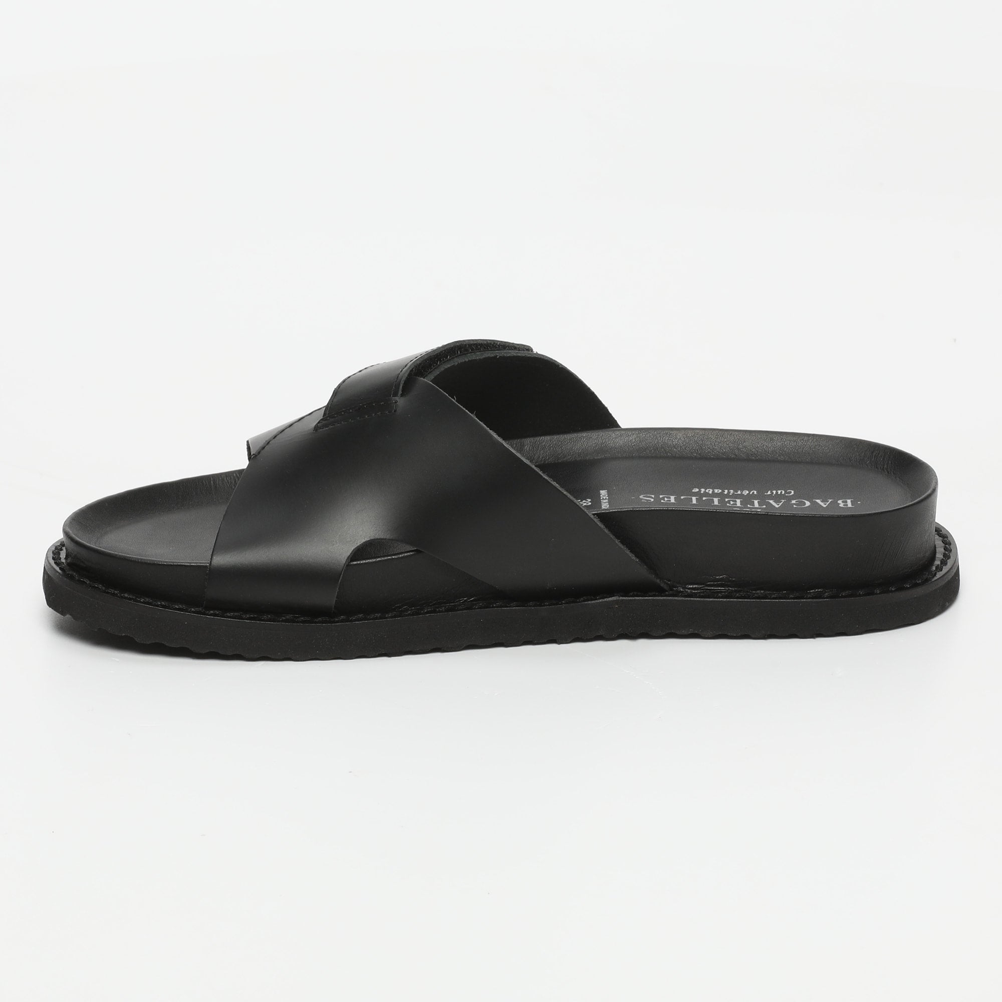 Manuela Sandals - Black
