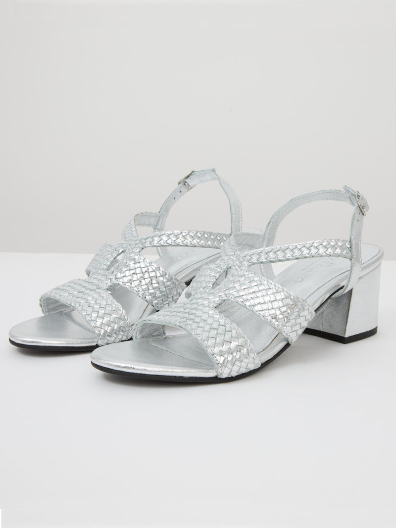 Fyntra Sandals - Strawberry
