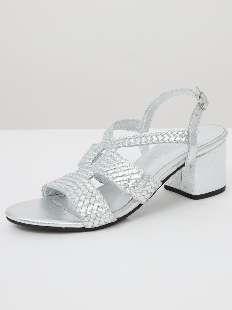 Fyntra Sandals - Strawberry