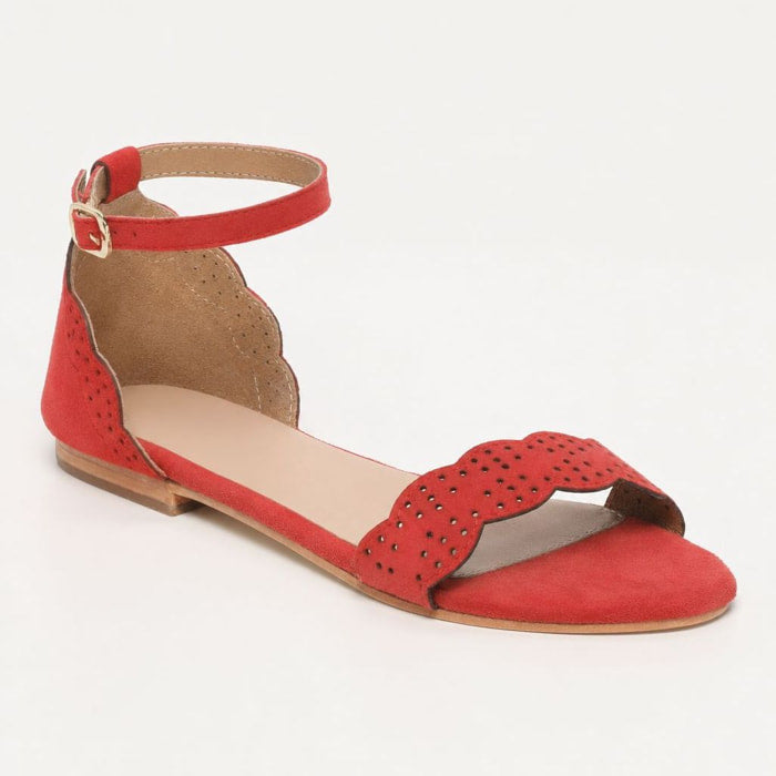 Denise - Strawberry