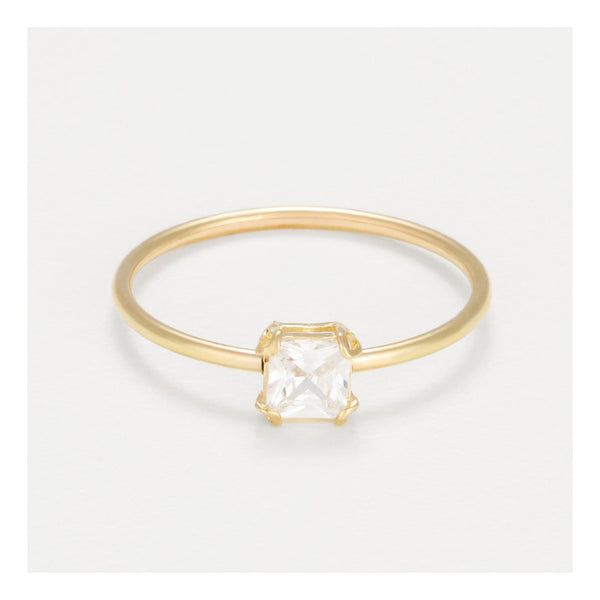 Ring "Finley" gult guld 375/1000 och zirkonia