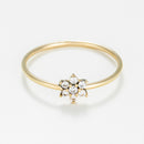 Bague "Aster" Or Jaune 375/1000 et Zirconium