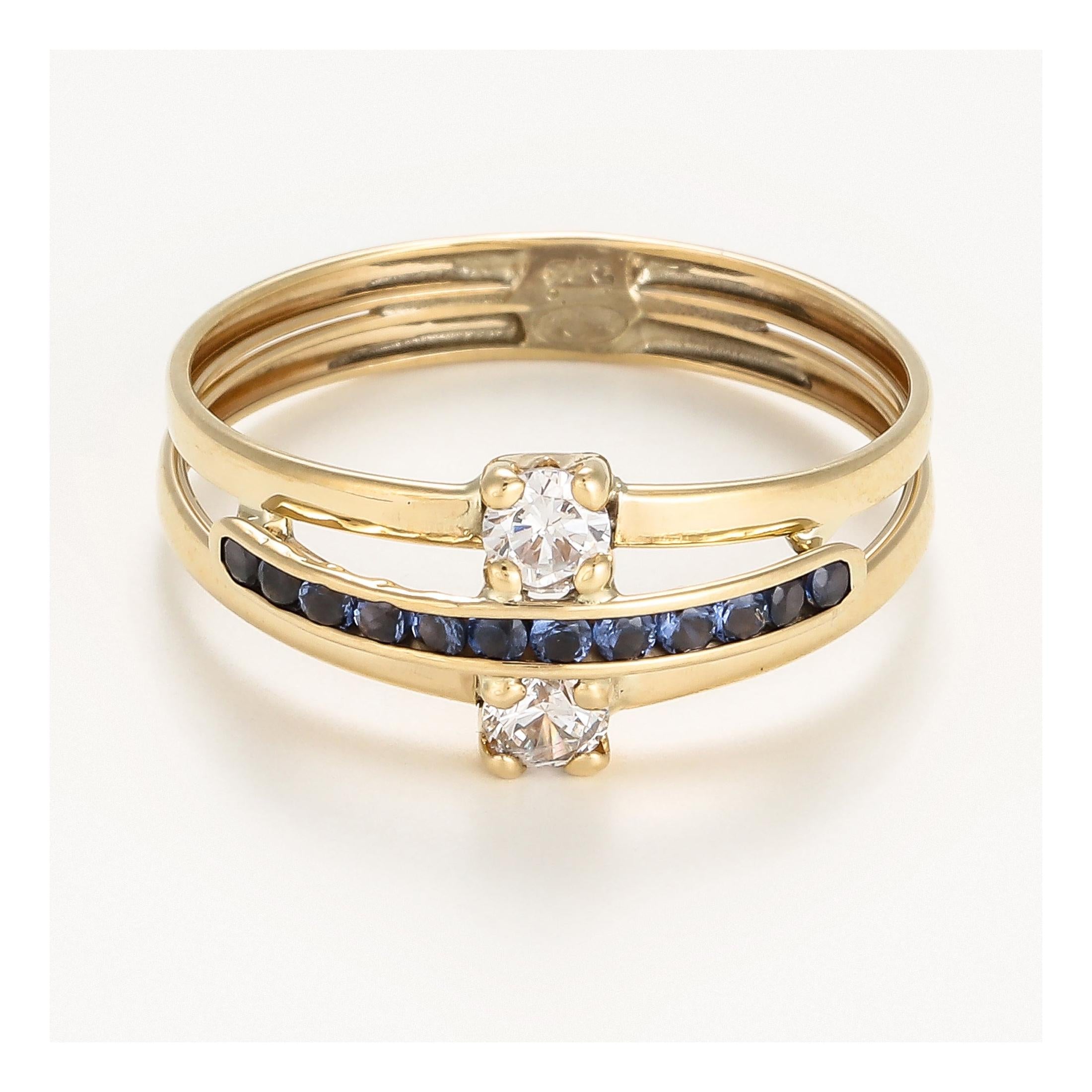 Anillo “Dulce” Oro amarillo 375/1000 y circonio
