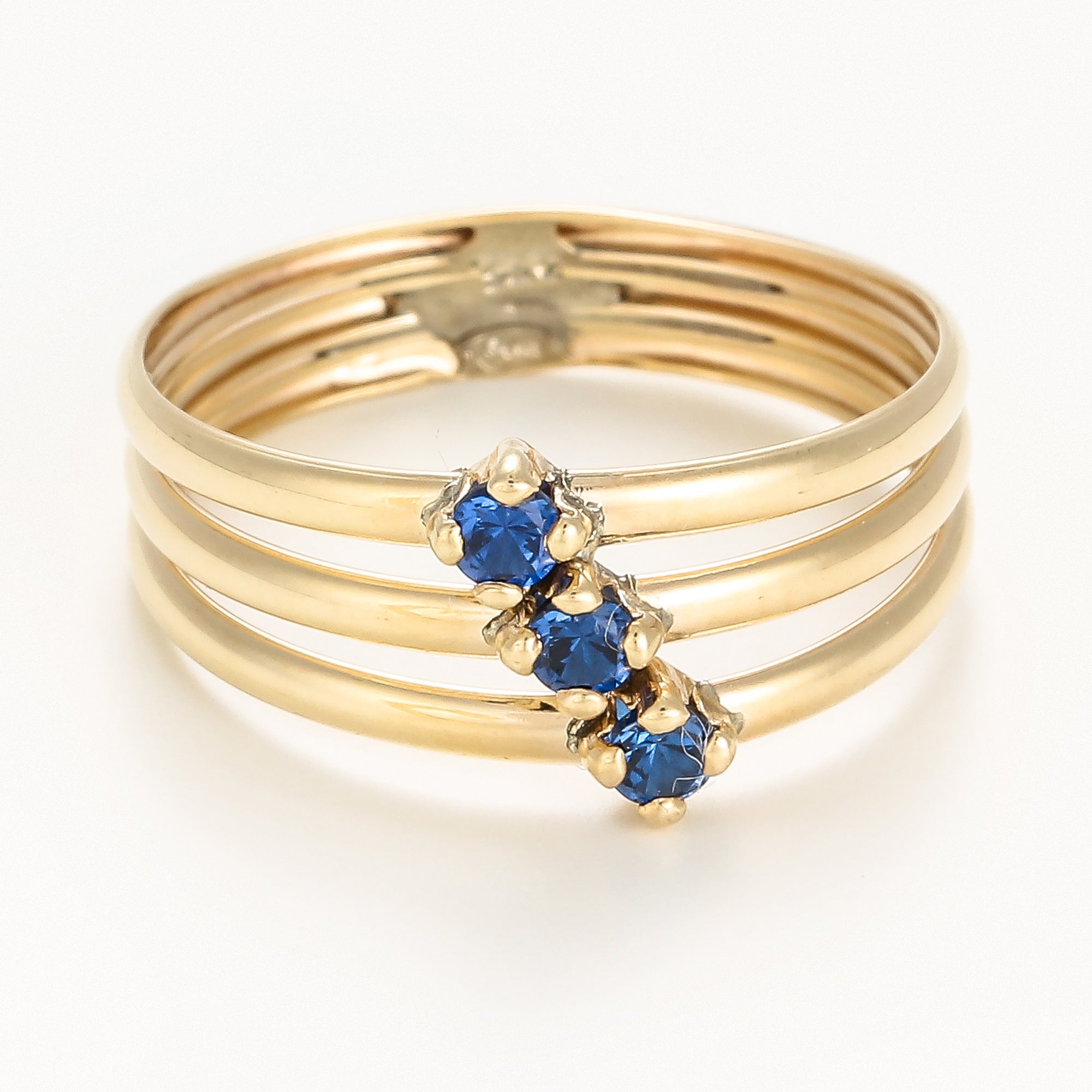 Anillo “Abbie Blue Zirconium” Oro amarillo 375/1000 y circonio