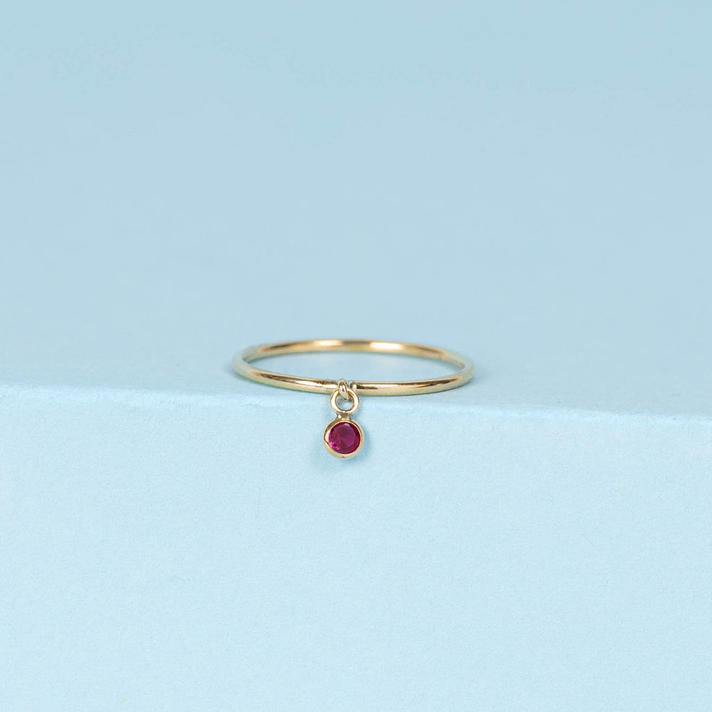 Anillo Pierette Rouge - Oro amarillo y circonio
