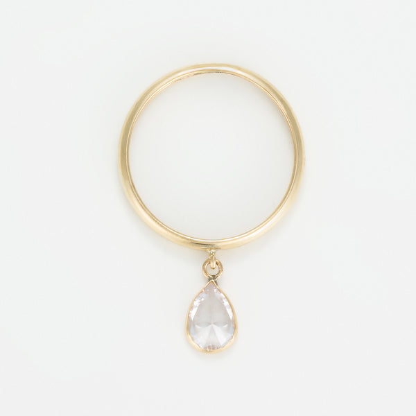 Ring "Médaillon Blanc" 375/1000 Gulguld Og Zirkonia