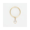 "White Medallion" Ring in 375/1000 Yellow Gold and Zirconium