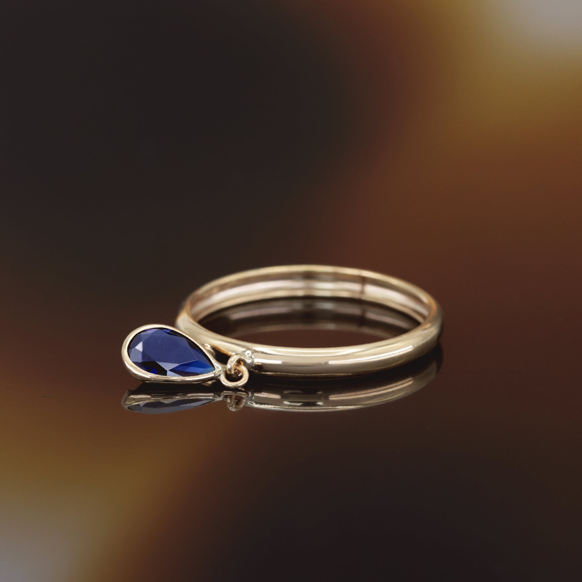 Bague " Médaillon Bleu " Or Jaune 375/1000 Et Zirconium