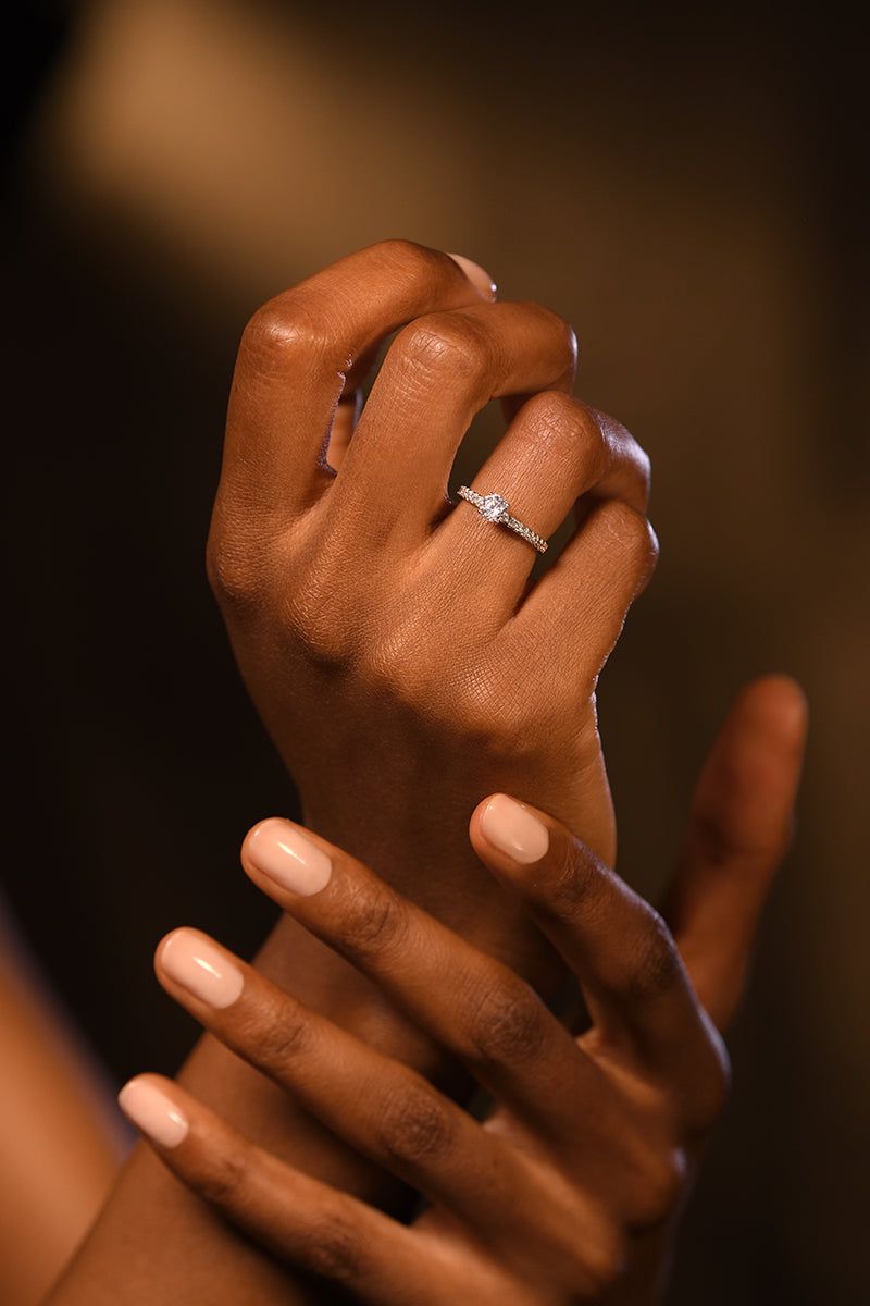 Bague "Destinée" Or Blanc 375/1000 Et Zirconium