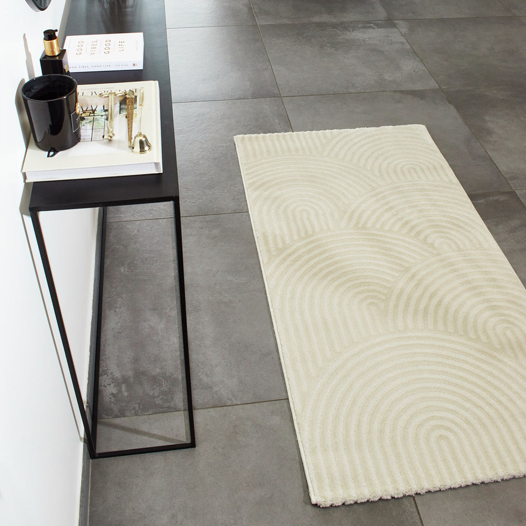 Cream rainbow rug with embossed long pile: BIA157CRE BIANCA