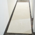 Cream rainbow rug with embossed long pile: BIA157CRE BIANCA