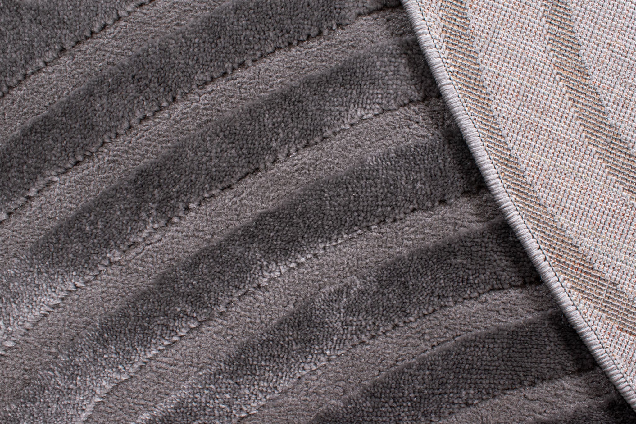 Tapis rond arc-en-ciel gris avec longs poils en relief : BIA157GRI BIANCA