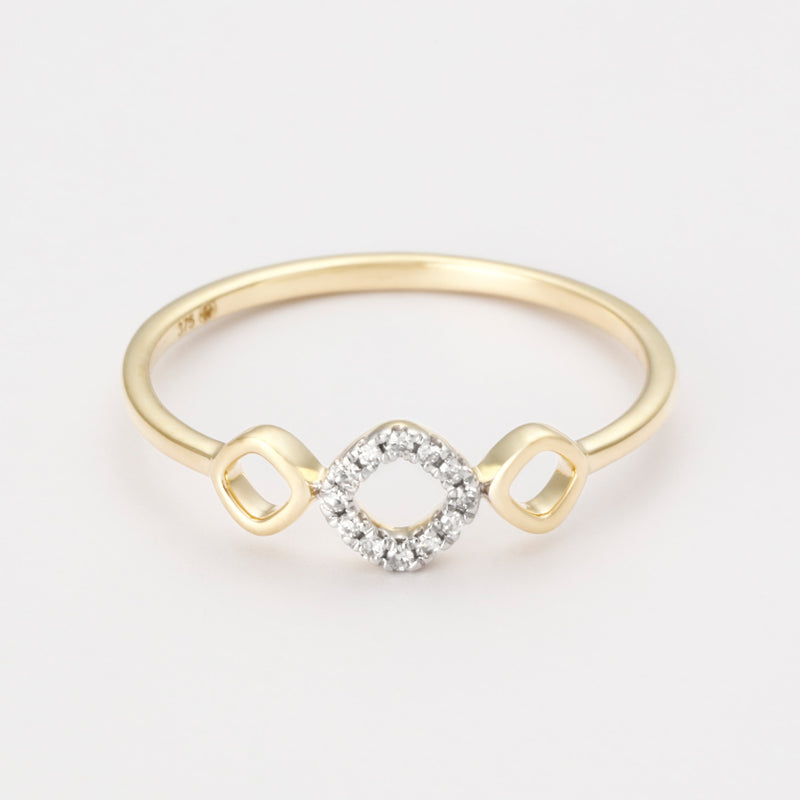"Precious Sharing" Ring, D0.03/12 - Yellow Gold