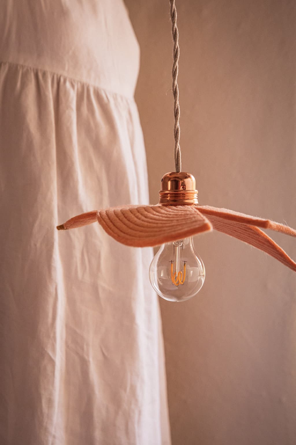 Birdy Pendant Light - Blush