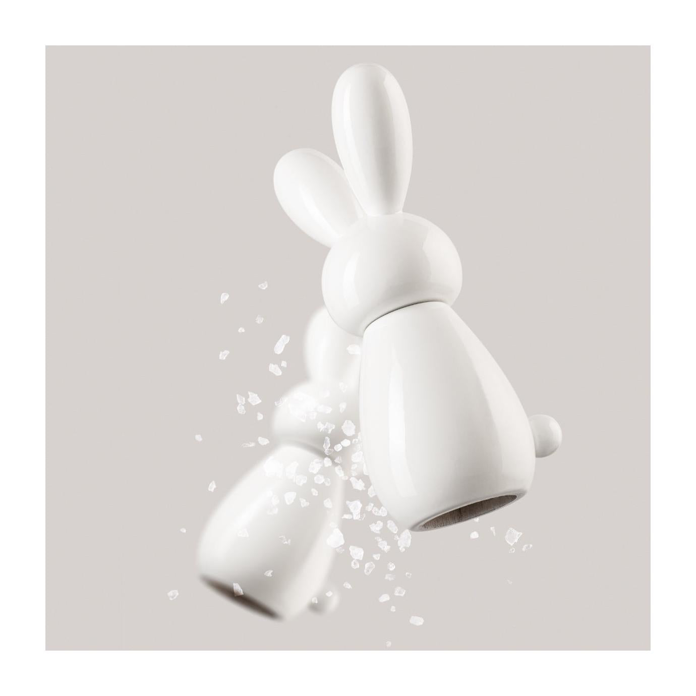 "Bunny" Spice Mill In Lacquered Beech - White