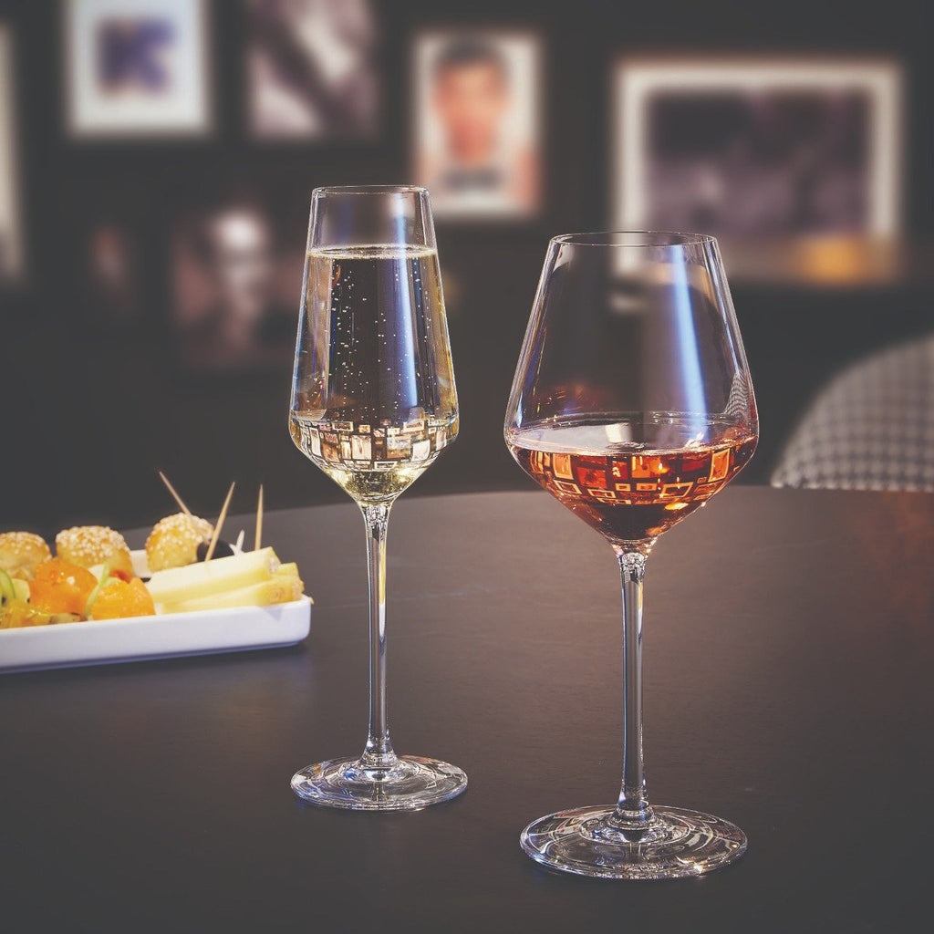 Distinction - Ensemble 18 Verres À Pied Et Gobelets - Chef&Sommelier