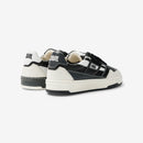 Baskets Black Strike