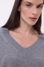 Jersey oversize de cuello en V de canalé grueso Blind - Gris oscuro - Mujer