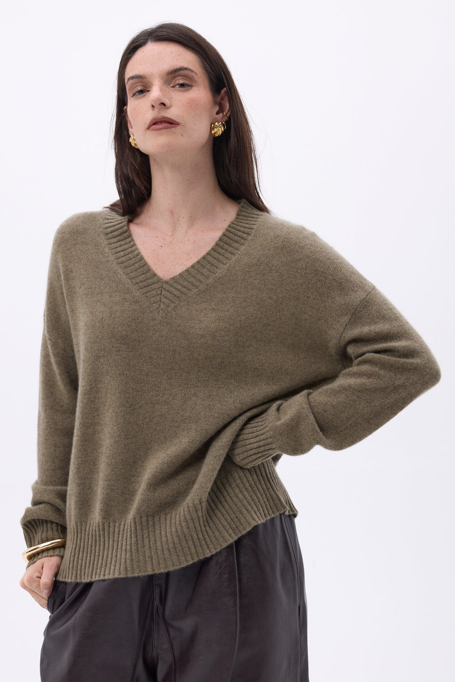 Jersey oversize de cuello en V de canalé grueso Blind - caqui jaspeado - mujer