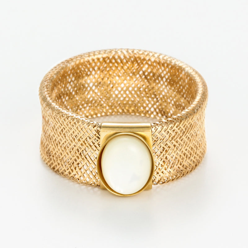 Bague " Nacre Flamboyant" Or Jaune 375/1000