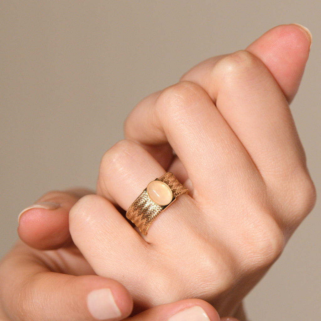Bague " Quartz Rose Flamboyant " Or Jaune 375/1000