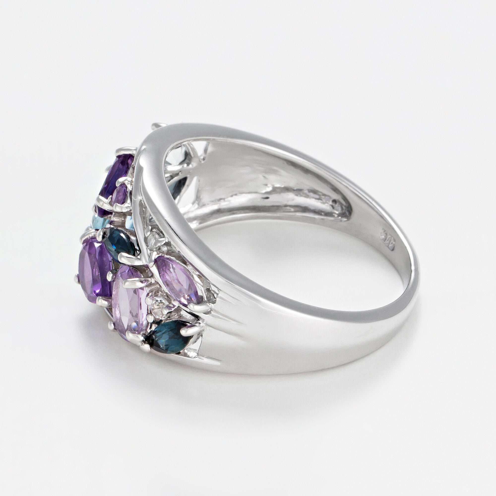 Bague "Champêtre" Diamant 0,007/1 Saphir 0,42/3 Wt 0,80/3 Améthyste 0,83/5