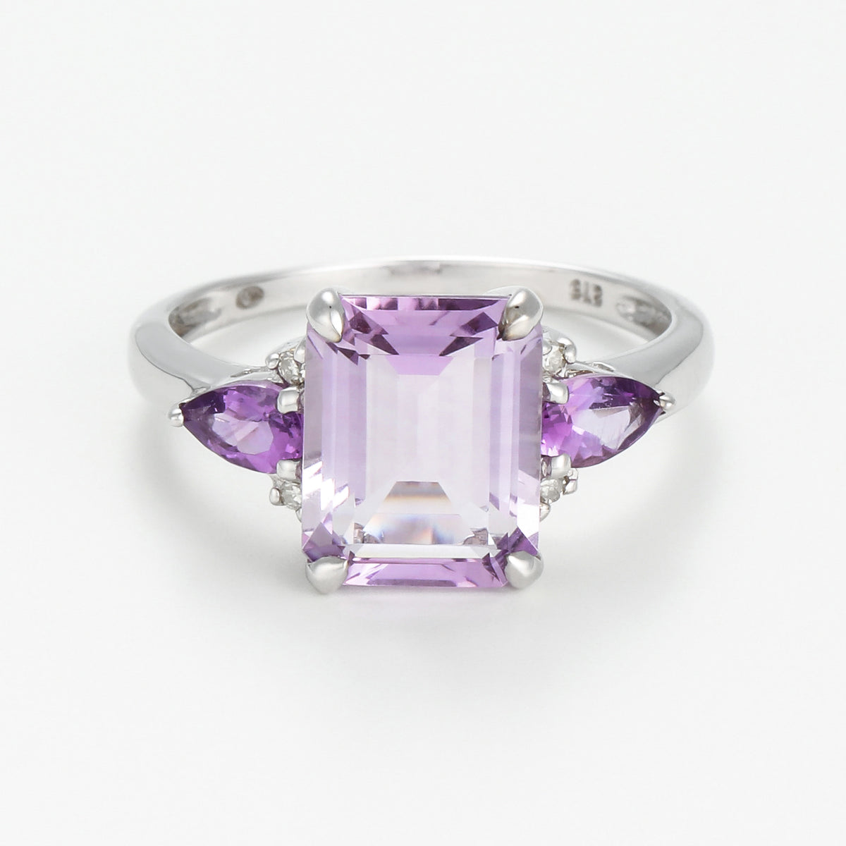 Bague "Nell" D0,028/4 Am0,36/2 Pam 3,00/1