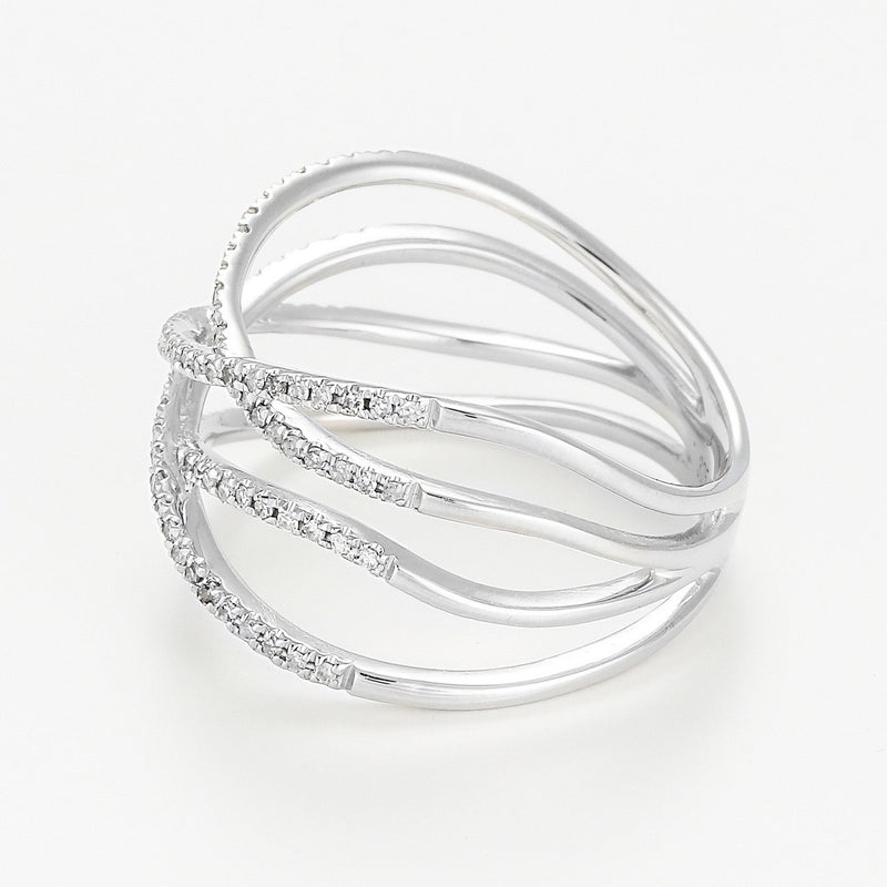 “Luminous Interlacing” Ring – White Gold