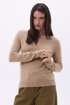 Jersey de cuello redondo con botones dorados y mangas globo Bold - Beige crema - Mujer