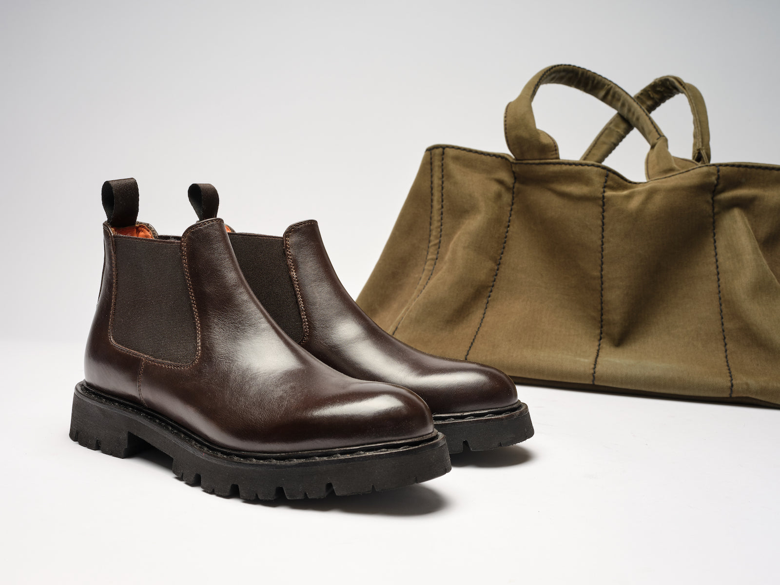 Chelsea Boots - Dark Brown - Women