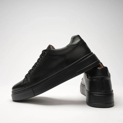 Zapatillas clásicas con cordones - Negro - Hombre