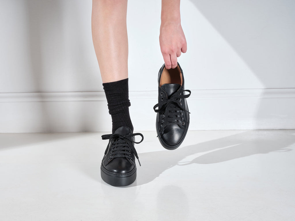 Zapatillas Clásicas con Cordones - Negro - Mujer