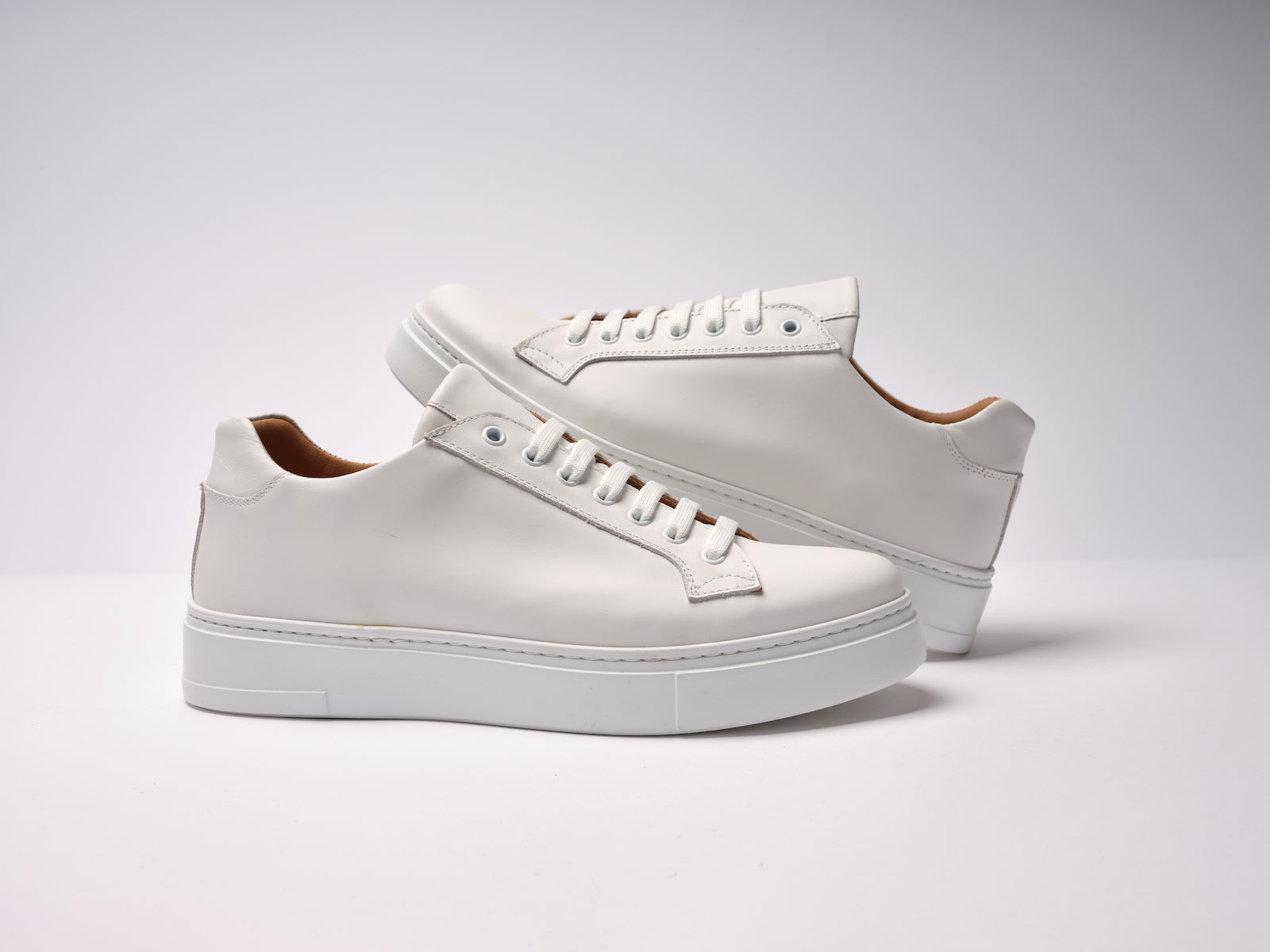 Zapatillas Con Cordones Clásicas - Blanco - Mujer