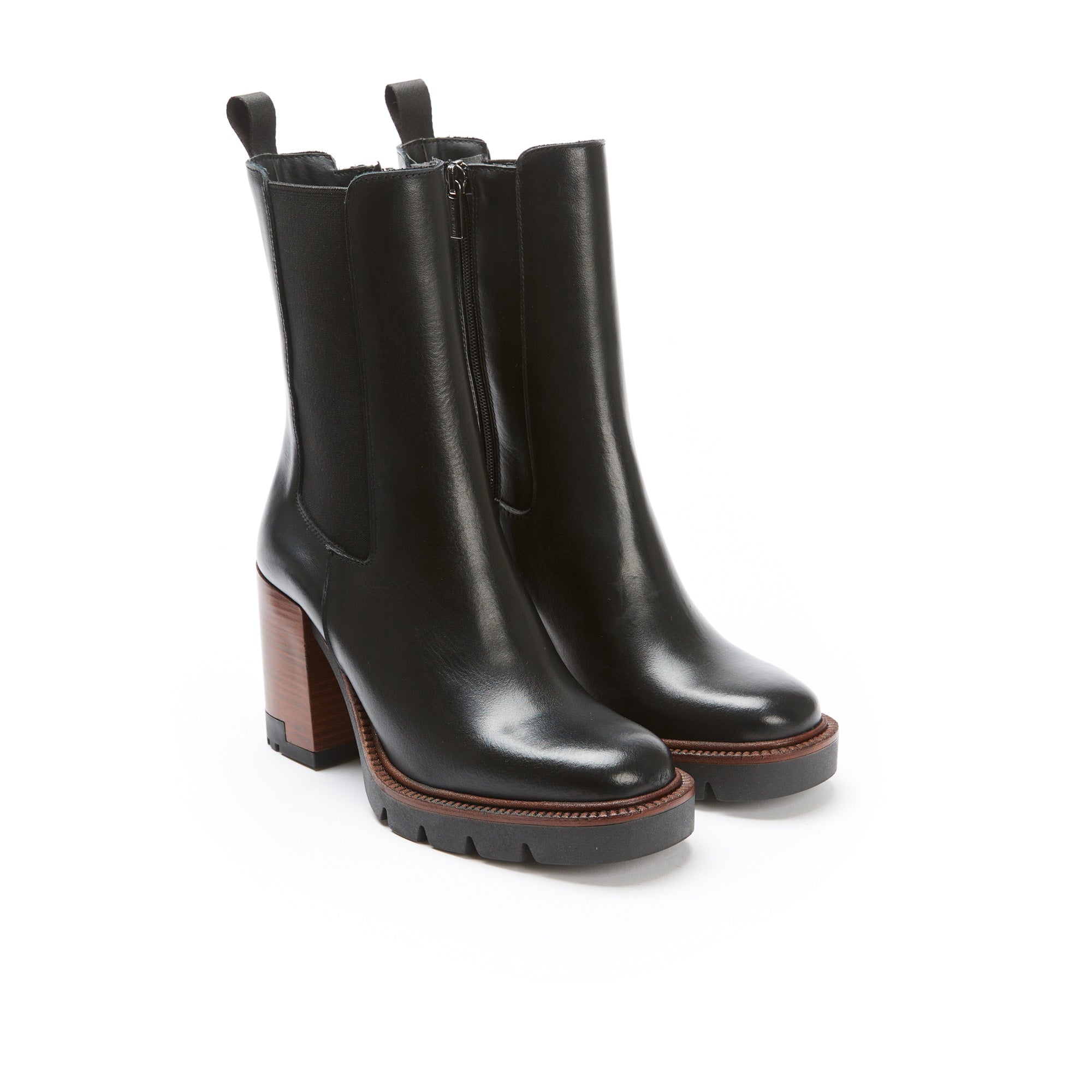Heeled Chelsea Boots - Black - Women