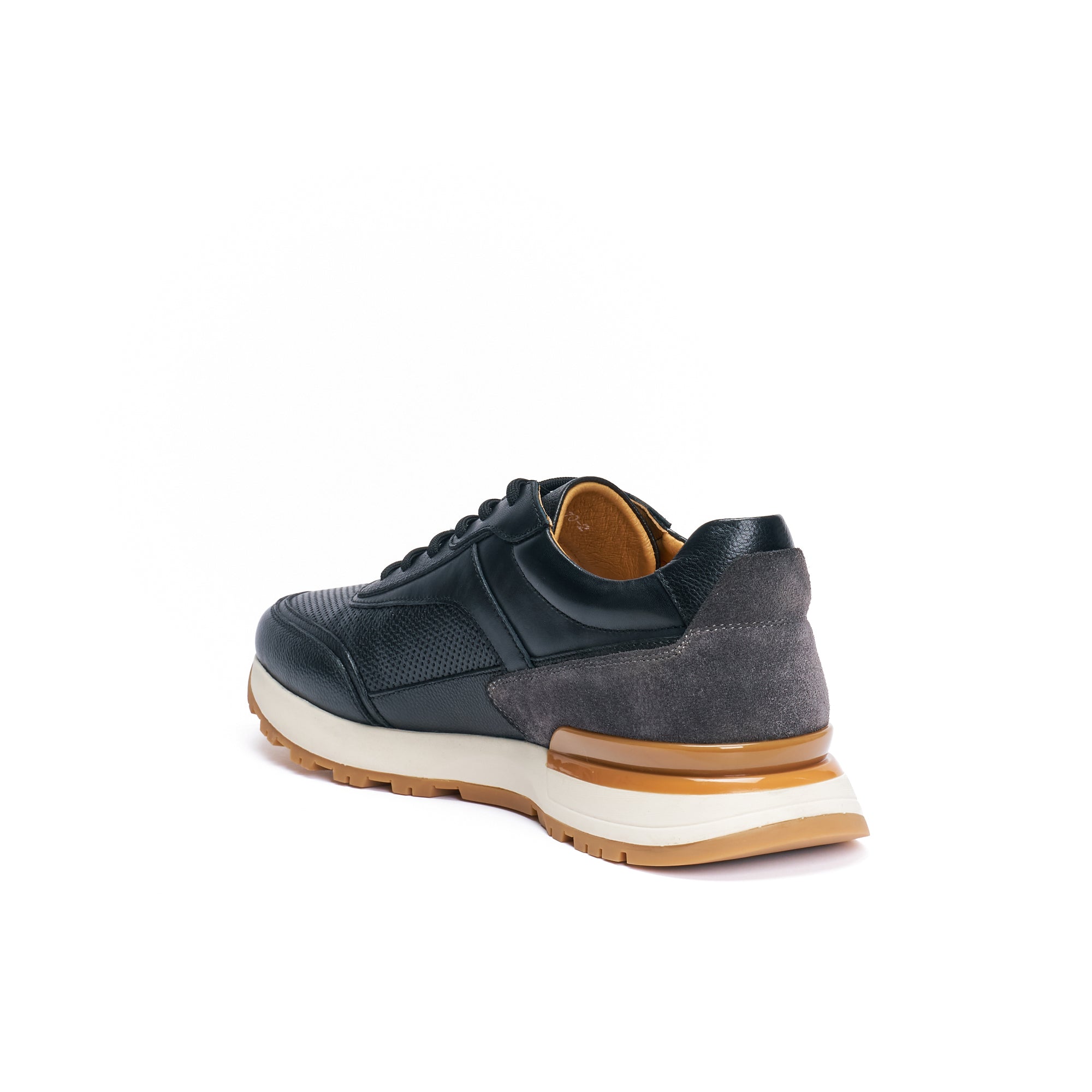 Trainers - Black - Men's