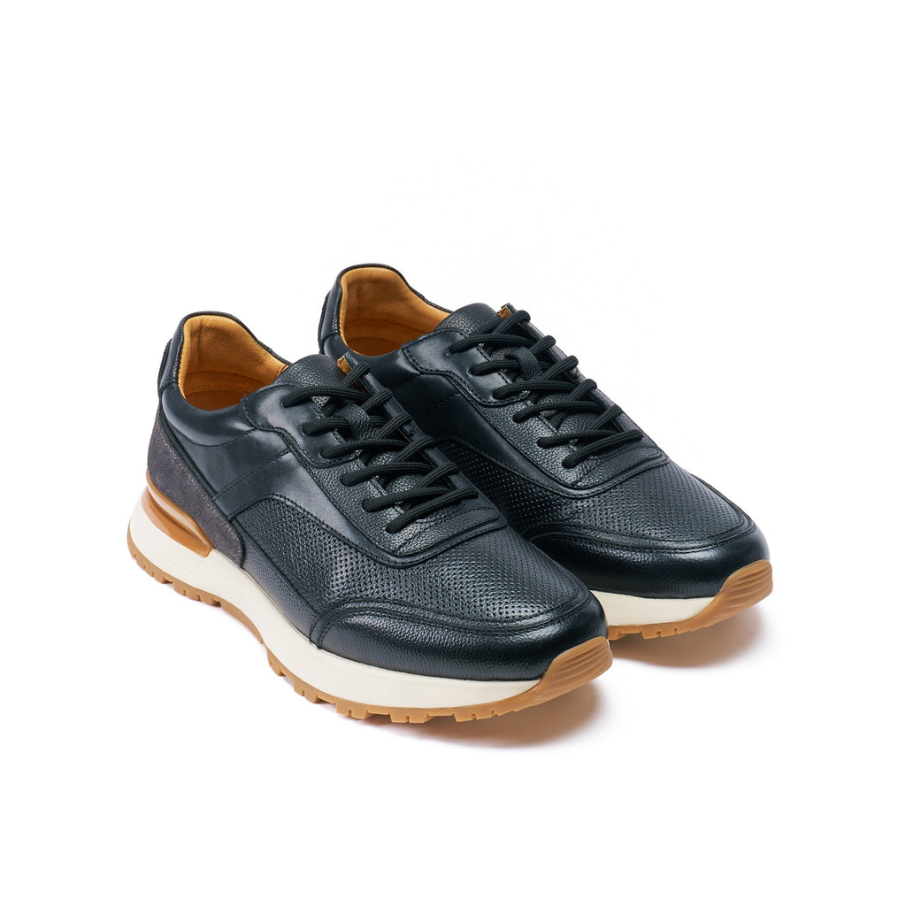 Trainers - Black - Men's
