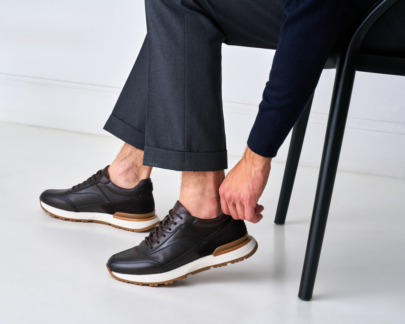Trainers - Dark Brown - Men