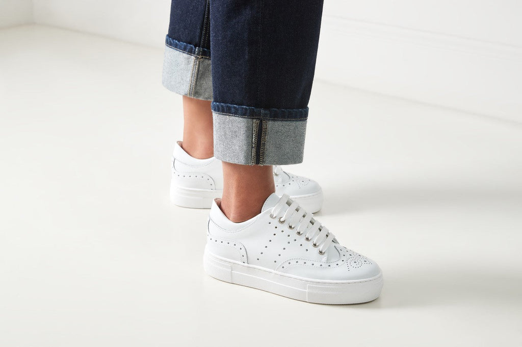 Zapatillas con Puntera Brogue - Blanco - Mujer
