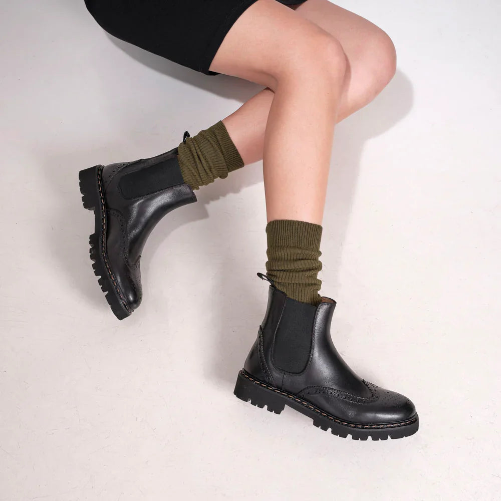Botines Chelsea Con Puntera De Ala - Negro - Mujer