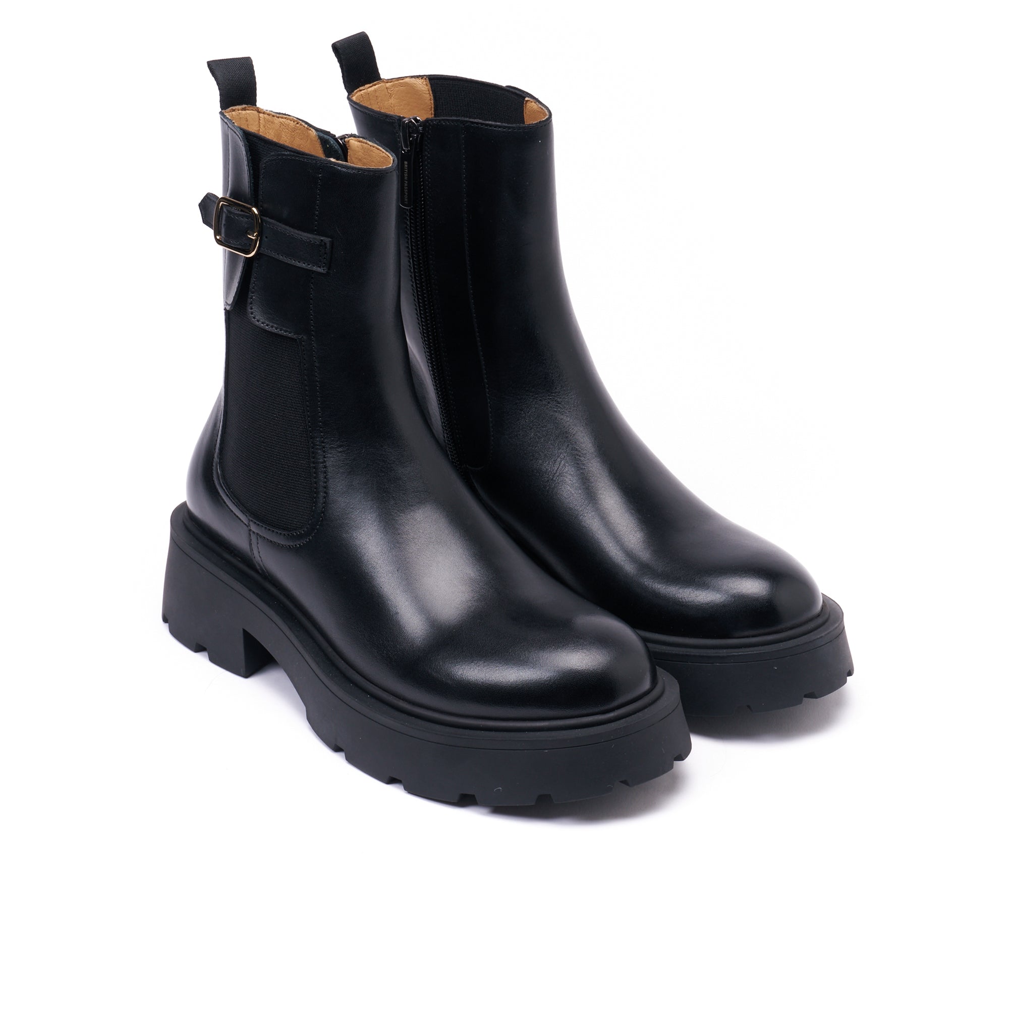 Chelsea Boots - Black - Women