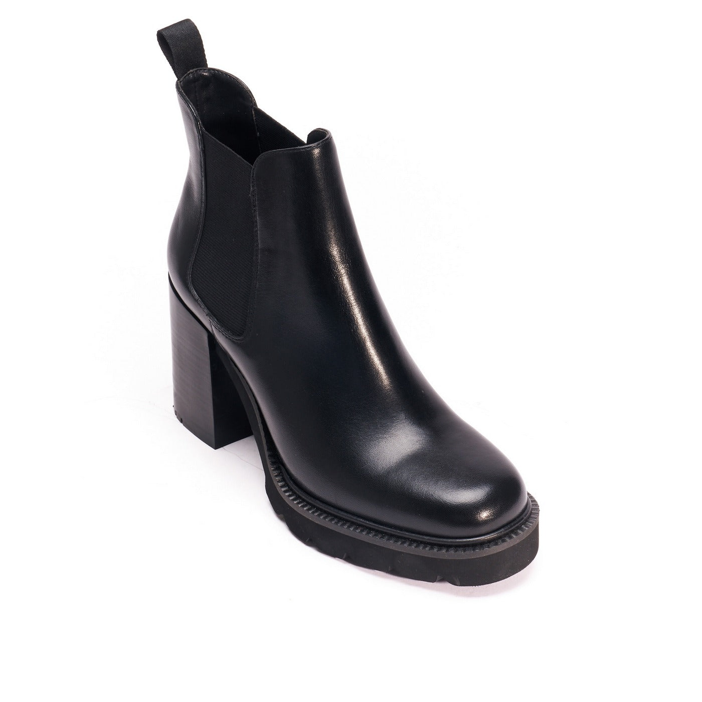 Heeled Chelsea Boots - Black - Women